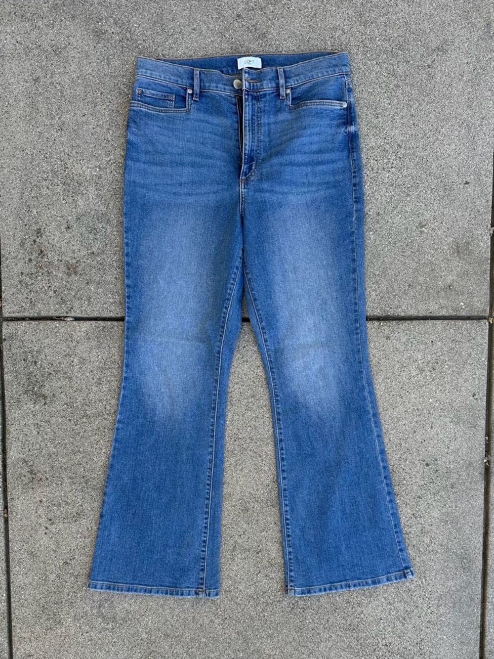 Loft Outlet "High Rise Flare" jeans - size 30/10